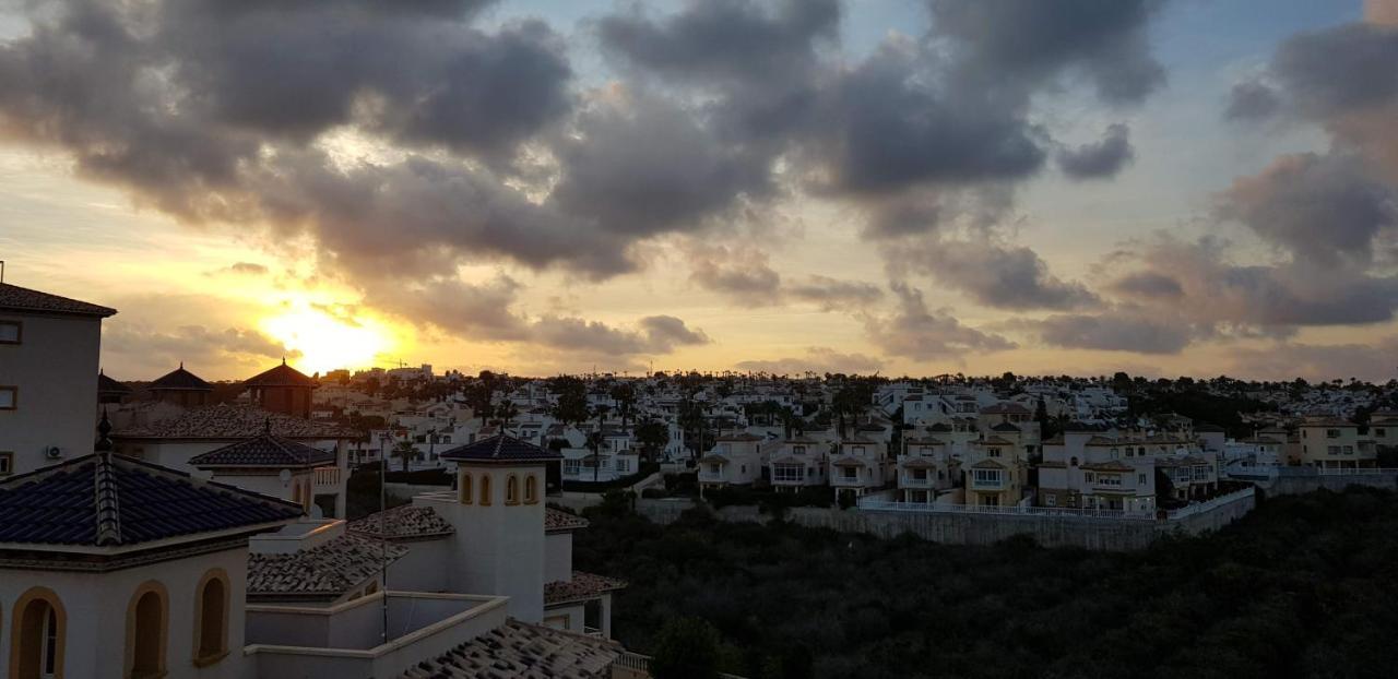 3 Bdr House Near La Zenia Private Lounge Terraces, Fire Places, Bbq, Kitchen, Parking Orihuela Extérieur photo